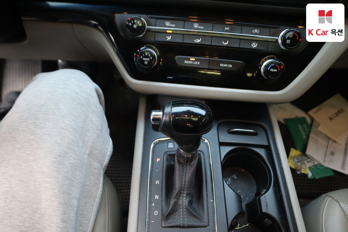 Kia New Carnival 2016 - Image 16