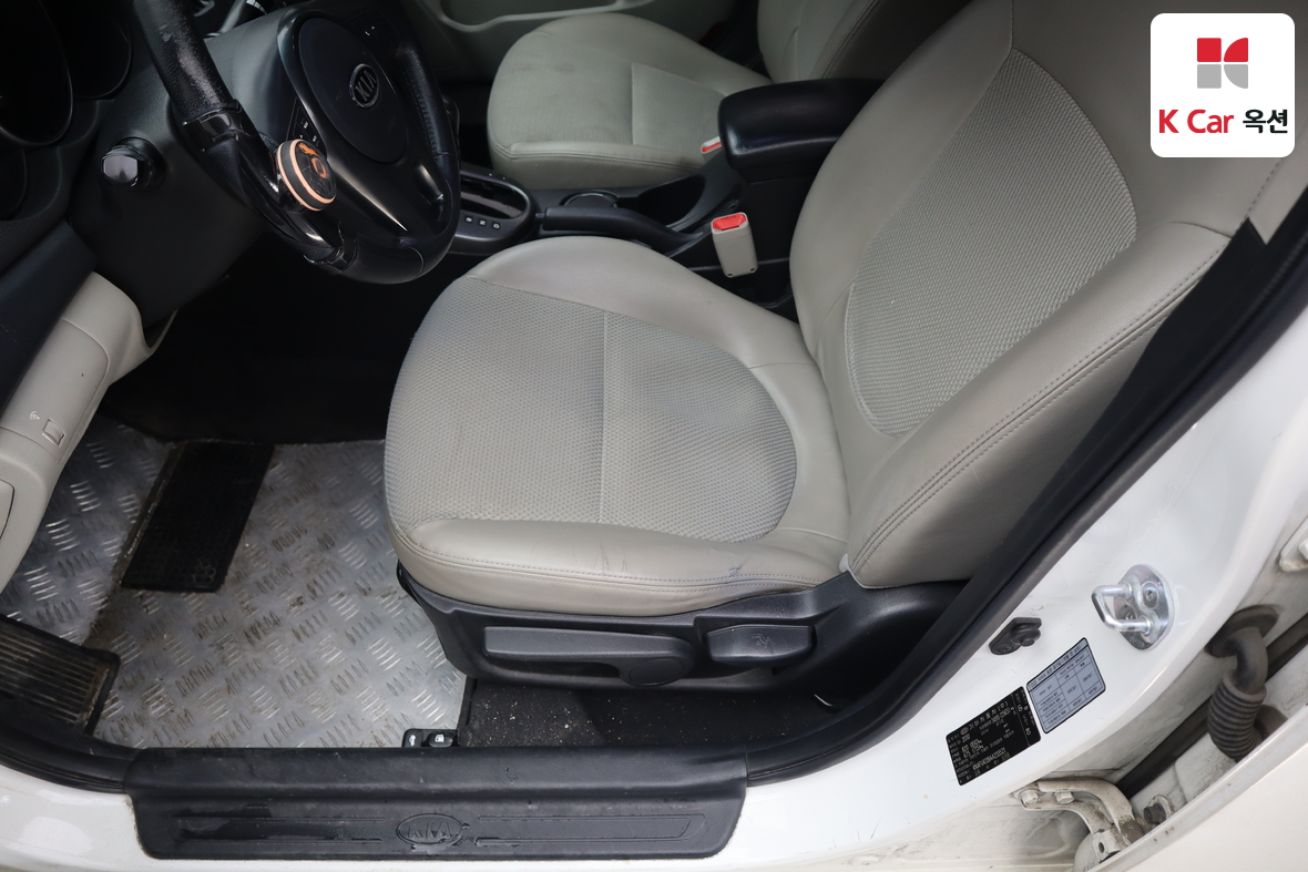 Kia Forte 2010 - Image 18