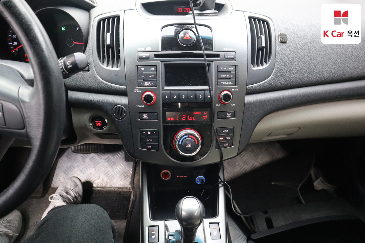 Kia Forte 2010 - Image 6