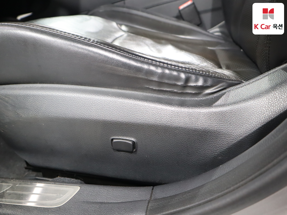 Hyundai AZERA 2011 - Image 20