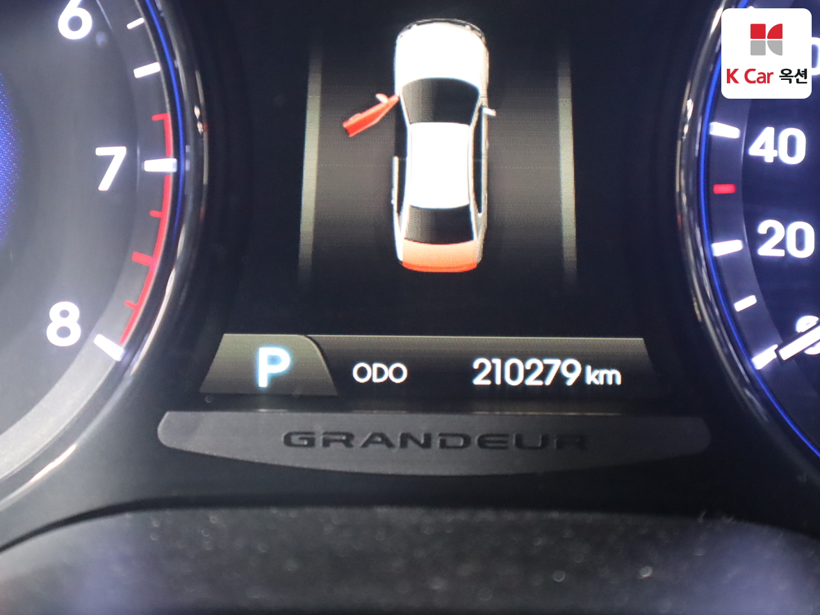 Hyundai AZERA 2011 - Image 4