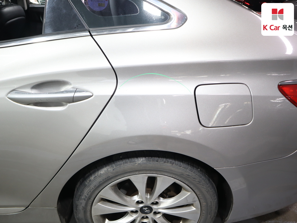 Hyundai AZERA 2011 - Image 39