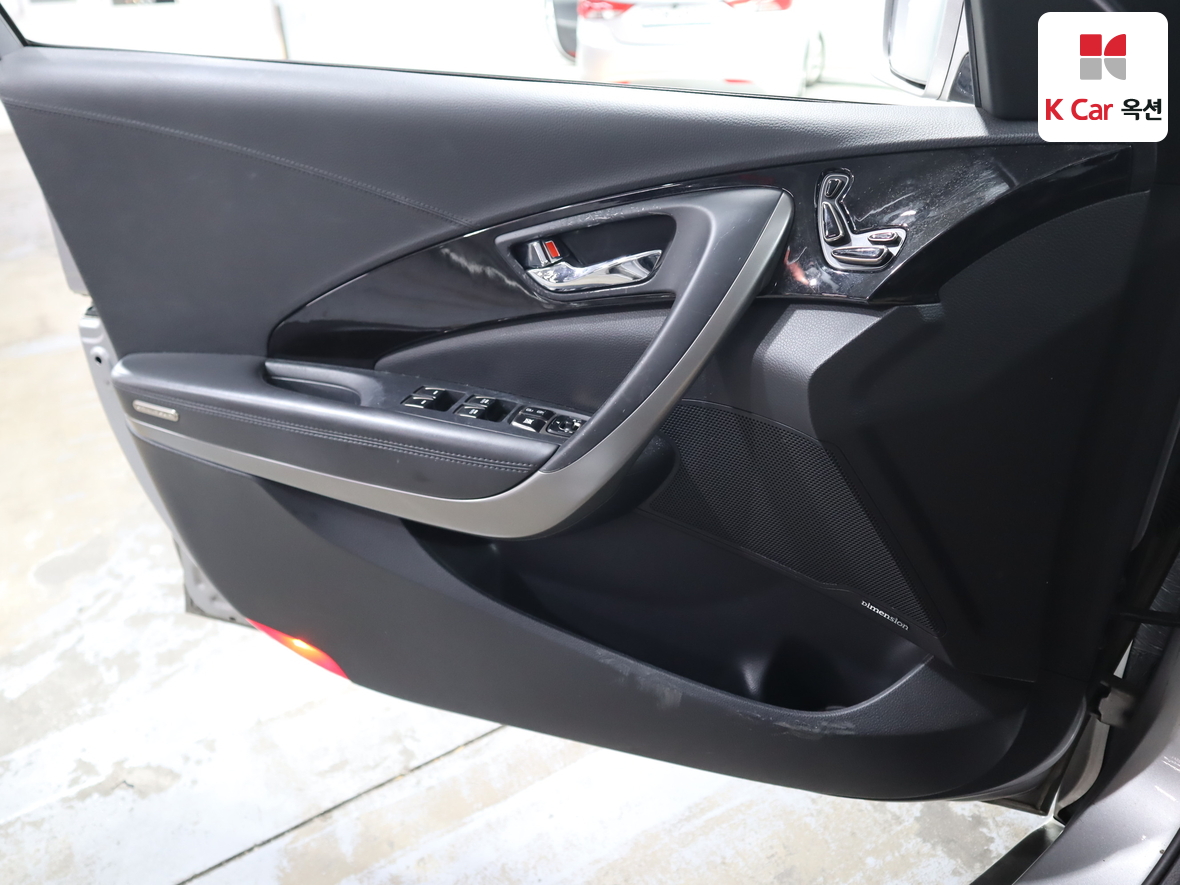 Hyundai AZERA 2011 - Image 8