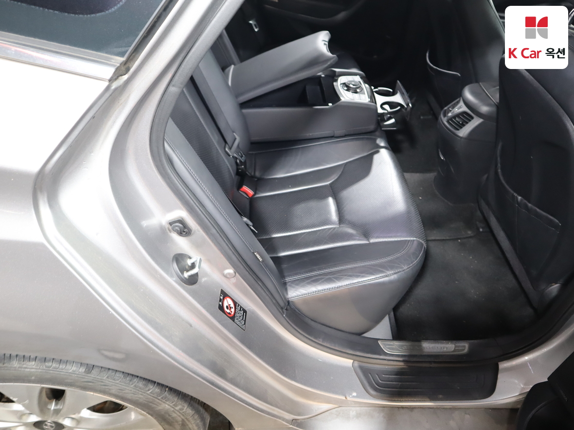 Hyundai AZERA 2011 - Image 27