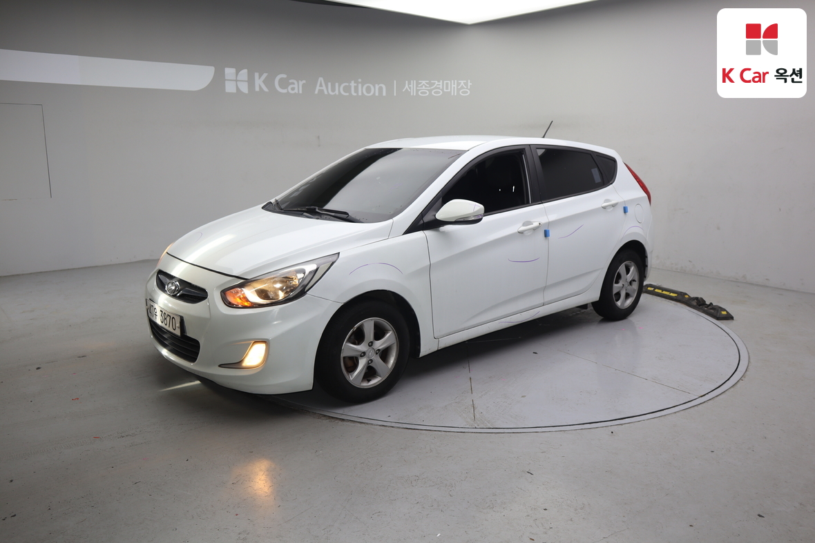 هيونداي أكسنت 2014 - صورة 1