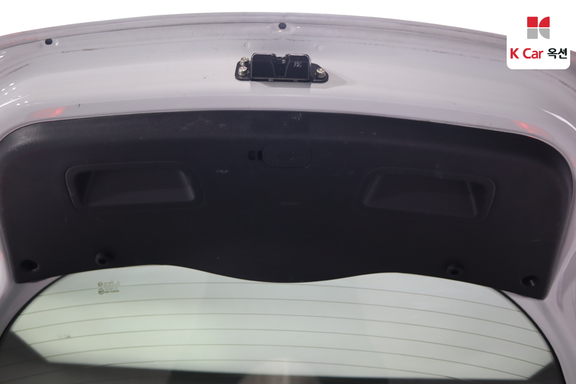 هيونداي أكسنت 2014 - صورة 25