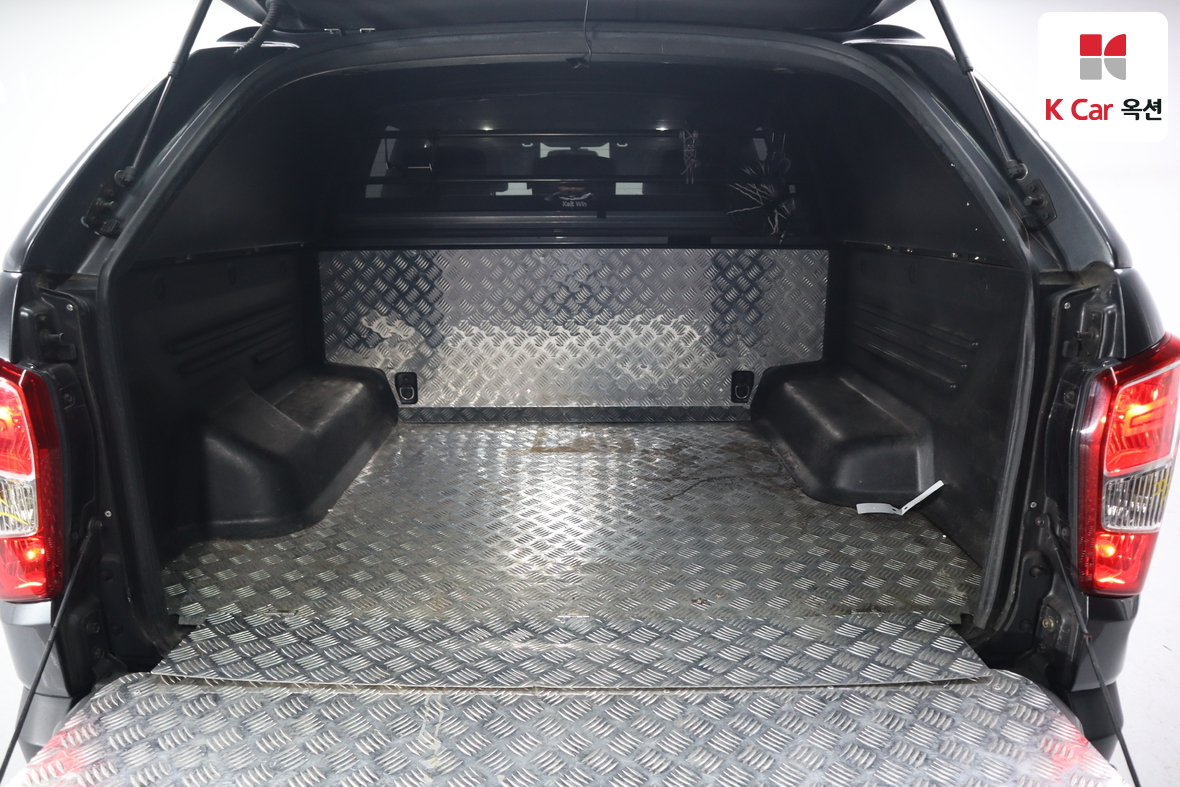 KG Mobility Rexton Sports 2020 - Image 24