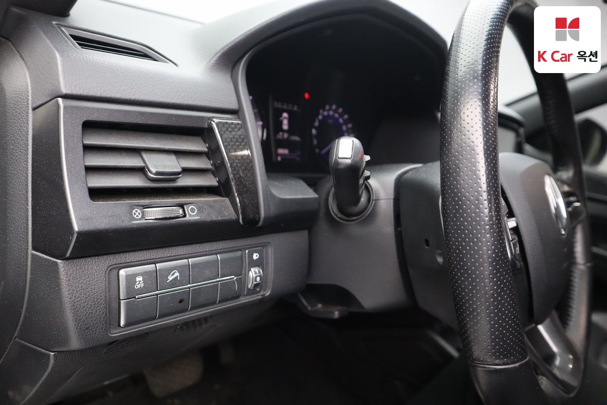 KG Mobility Rexton Sports 2020 - Image 9