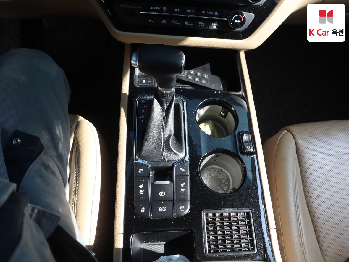 كيا نيو كارنيفال 2020 - صورة 16