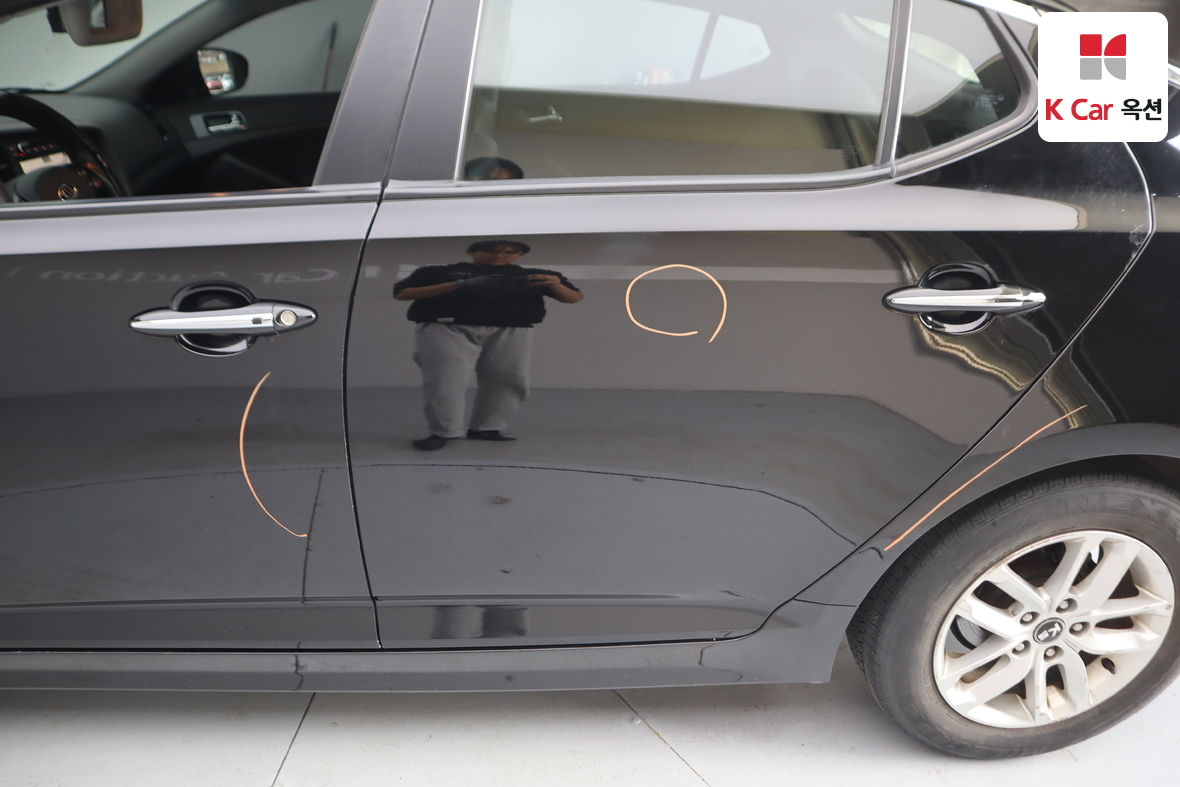 Kia K5 2013 - Image 39