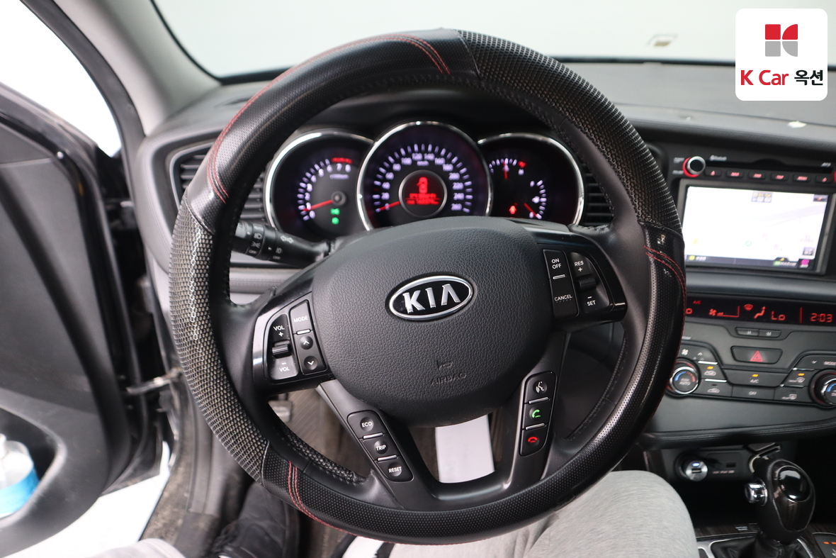 Kia K5 2013 - Image 10