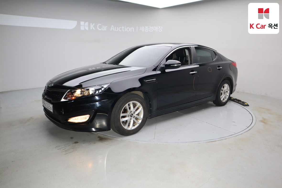 Kia K5 2013 - Image 1