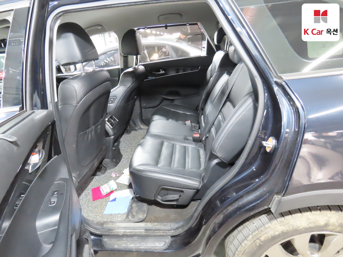 Kia Sorento 2018 - Image 23