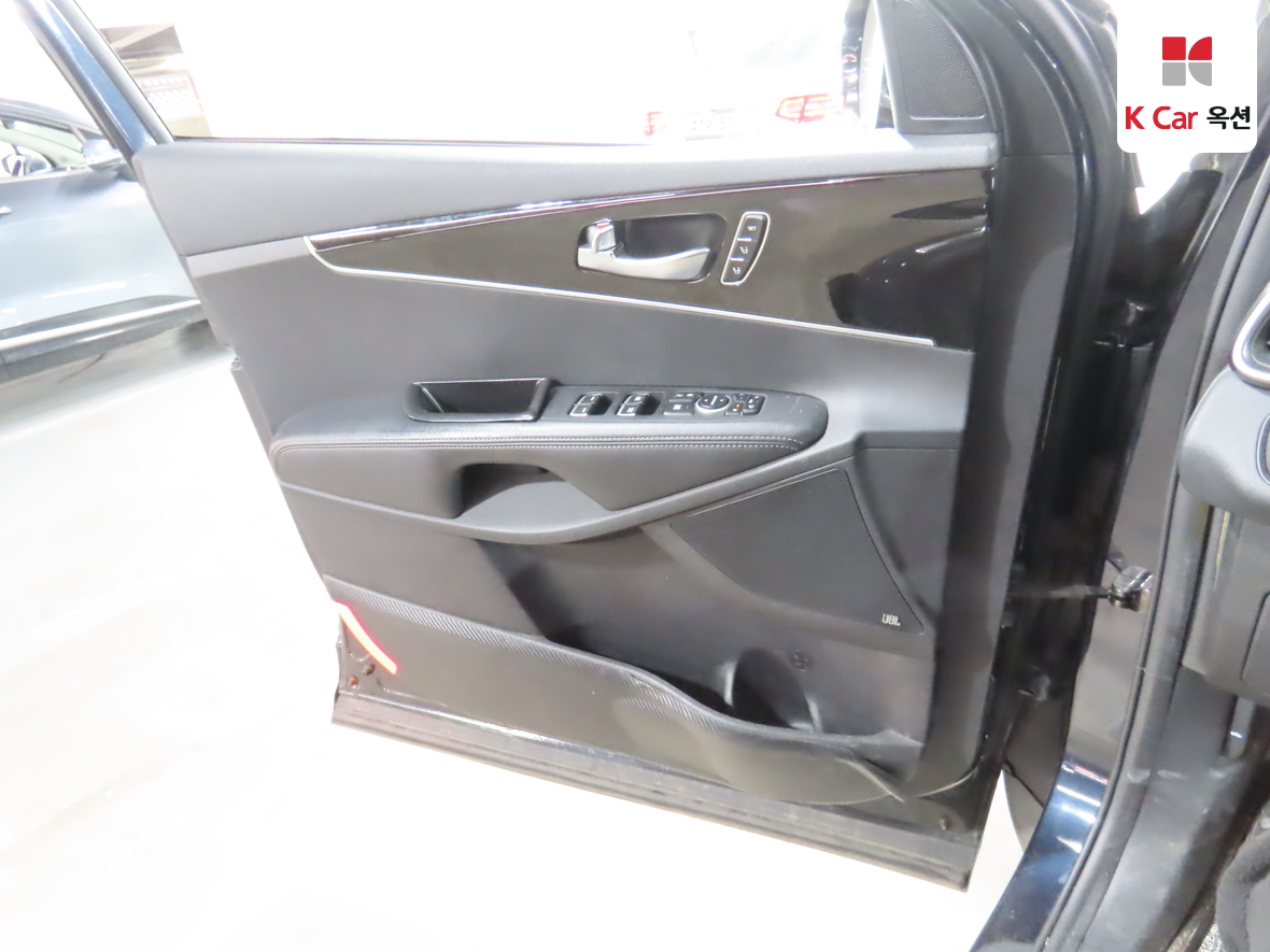 Kia Sorento 2018 - Image 8