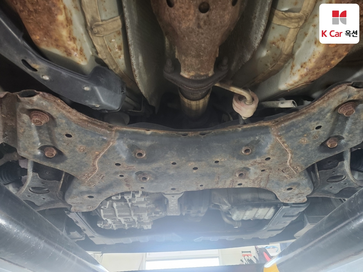 Hyundai Accent 2011 - Image 44