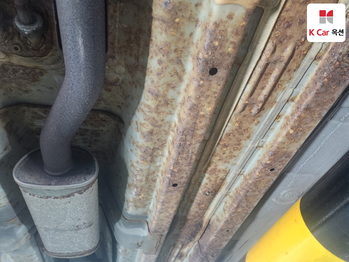 Hyundai Accent 2011 - Image 43