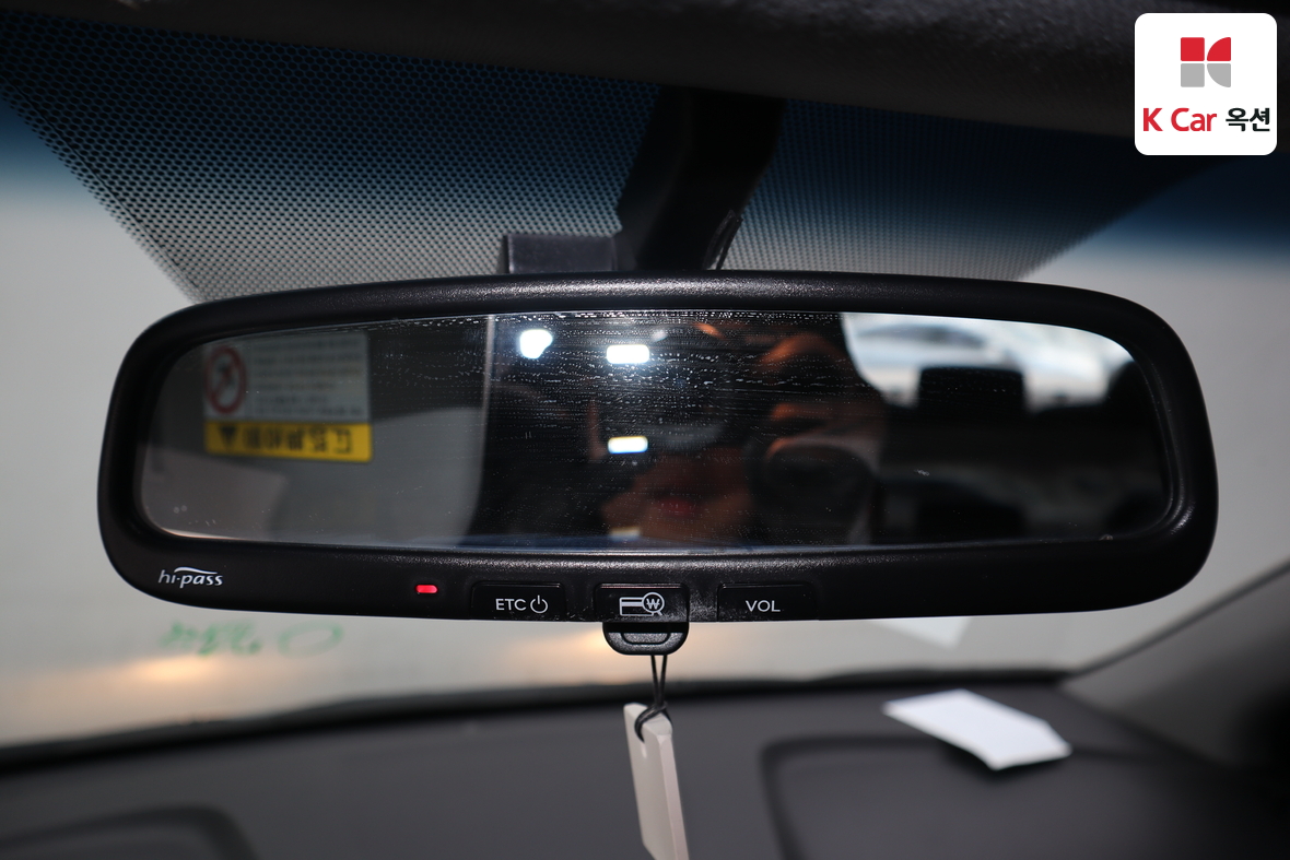 Hyundai Accent 2011 - Image 12