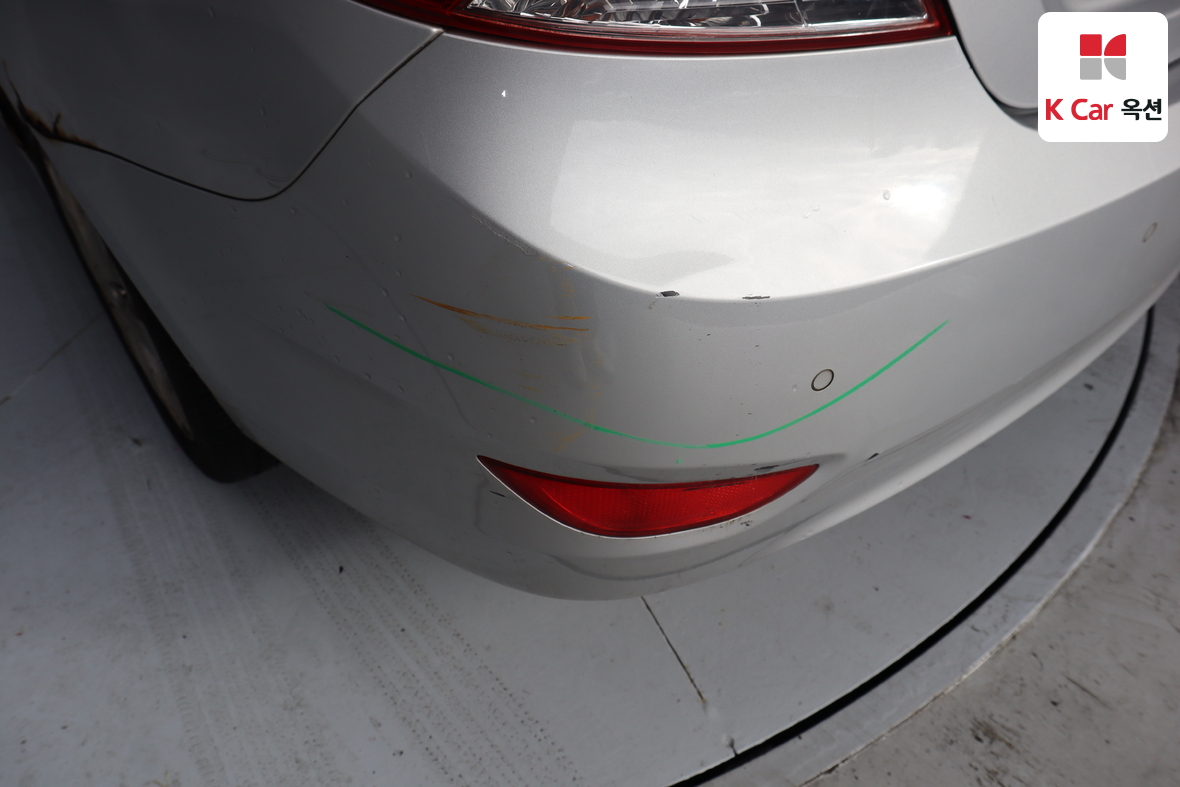 Hyundai Accent 2011 - Image 37