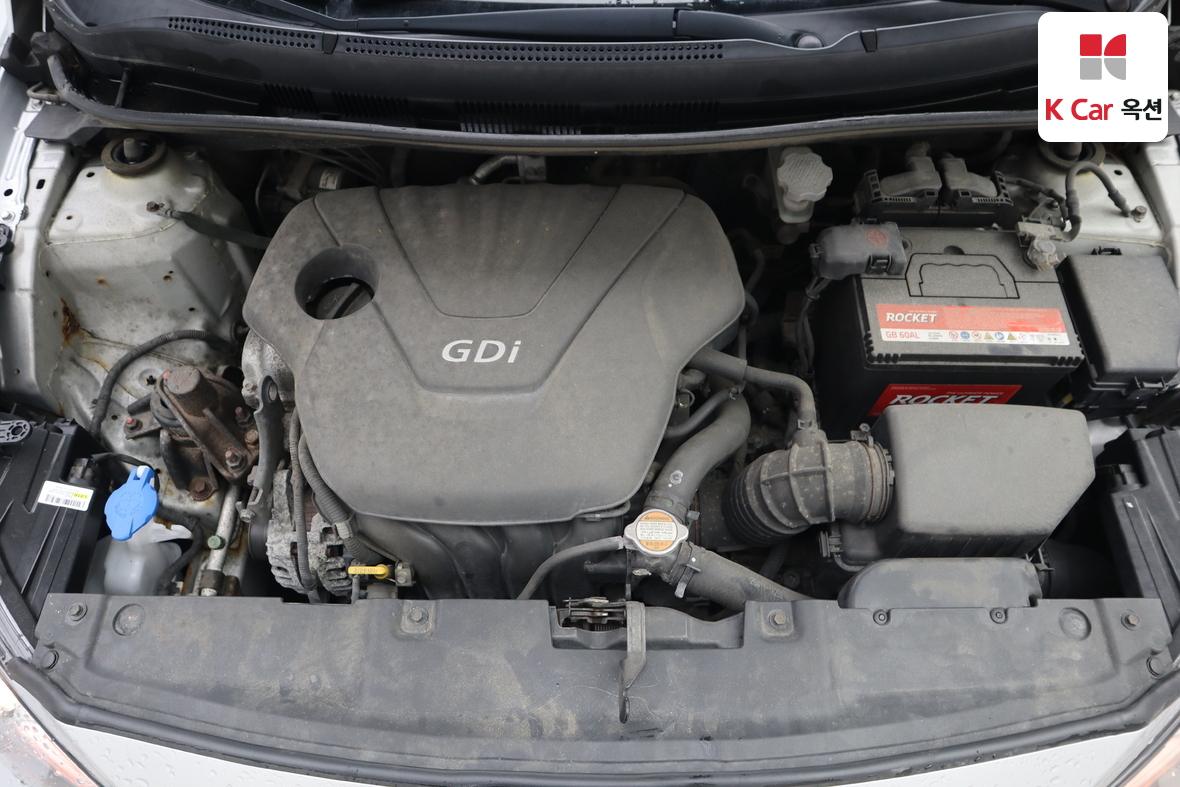 Hyundai Accent 2011 - Image 30