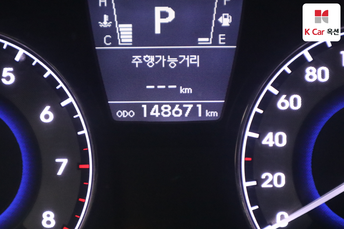 Hyundai Accent 2011 - Image 4