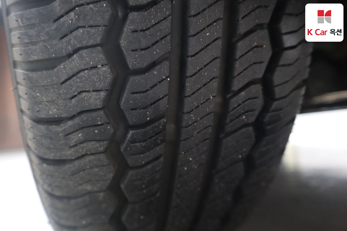 Hyundai Grand Starex 2014 - Image 35