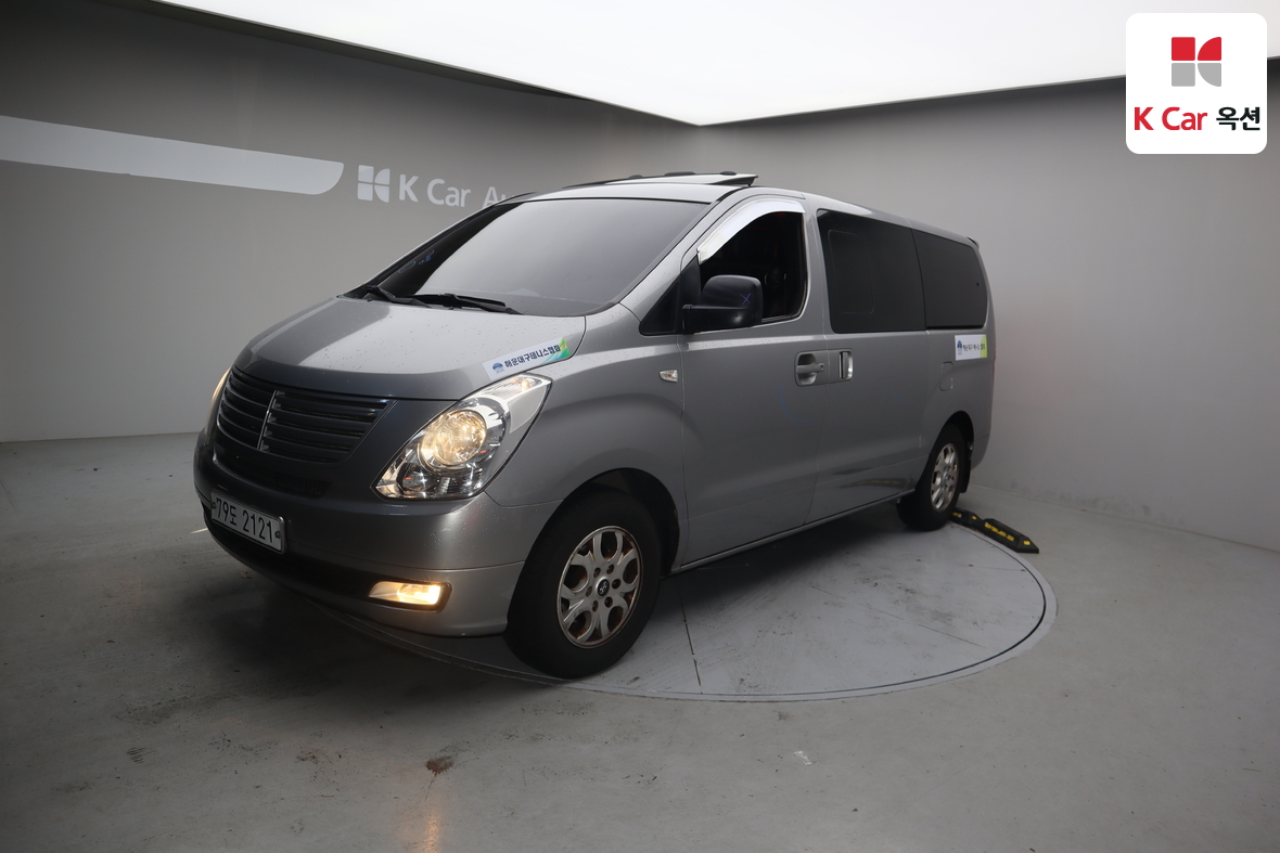 Hyundai Grand Starex 2014 - Image 1