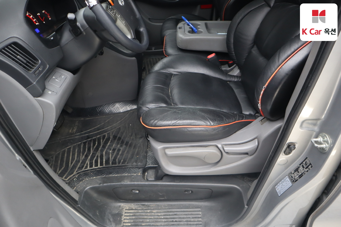 Hyundai Grand Starex 2014 - Image 22