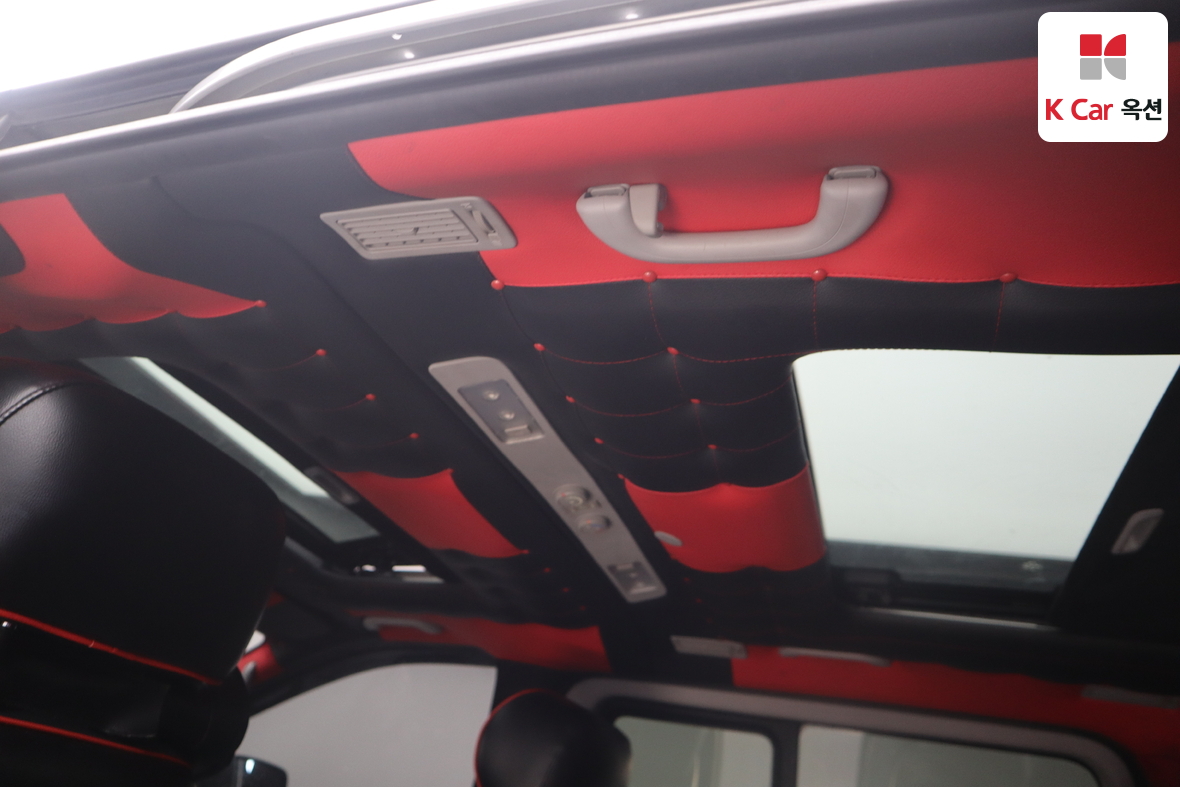 Hyundai Grand Starex 2014 - Image 26