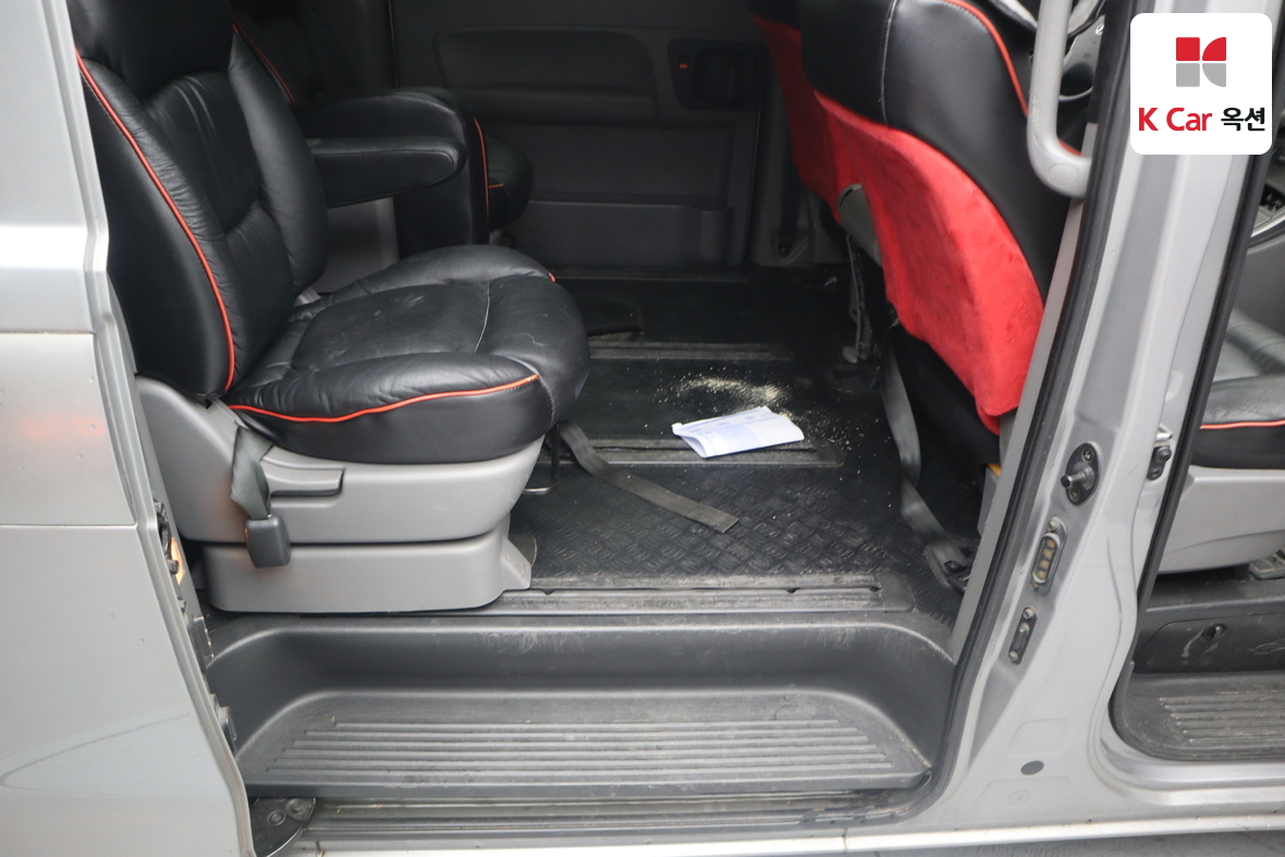 Hyundai Grand Starex 2014 - Image 31