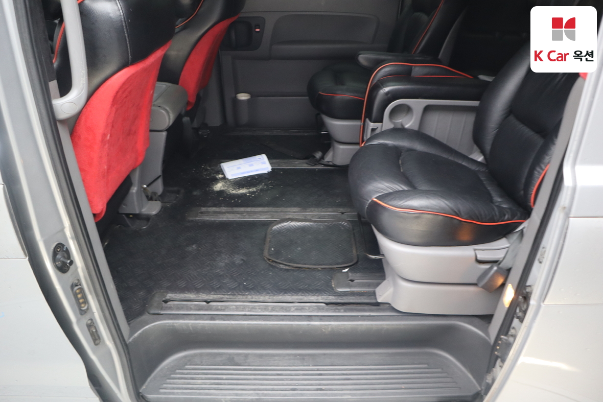 Hyundai Grand Starex 2014 - Image 24