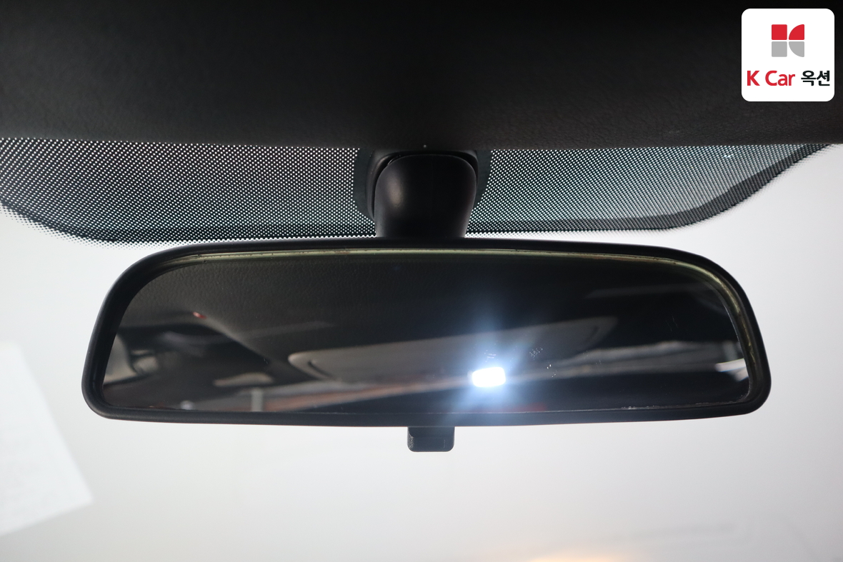 Hyundai Grand Starex 2014 - Image 12