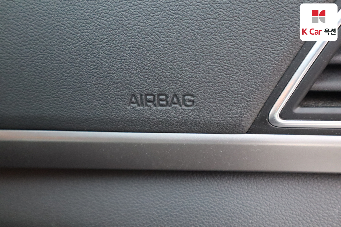 Hyundai Elantra 2016 - Image 28