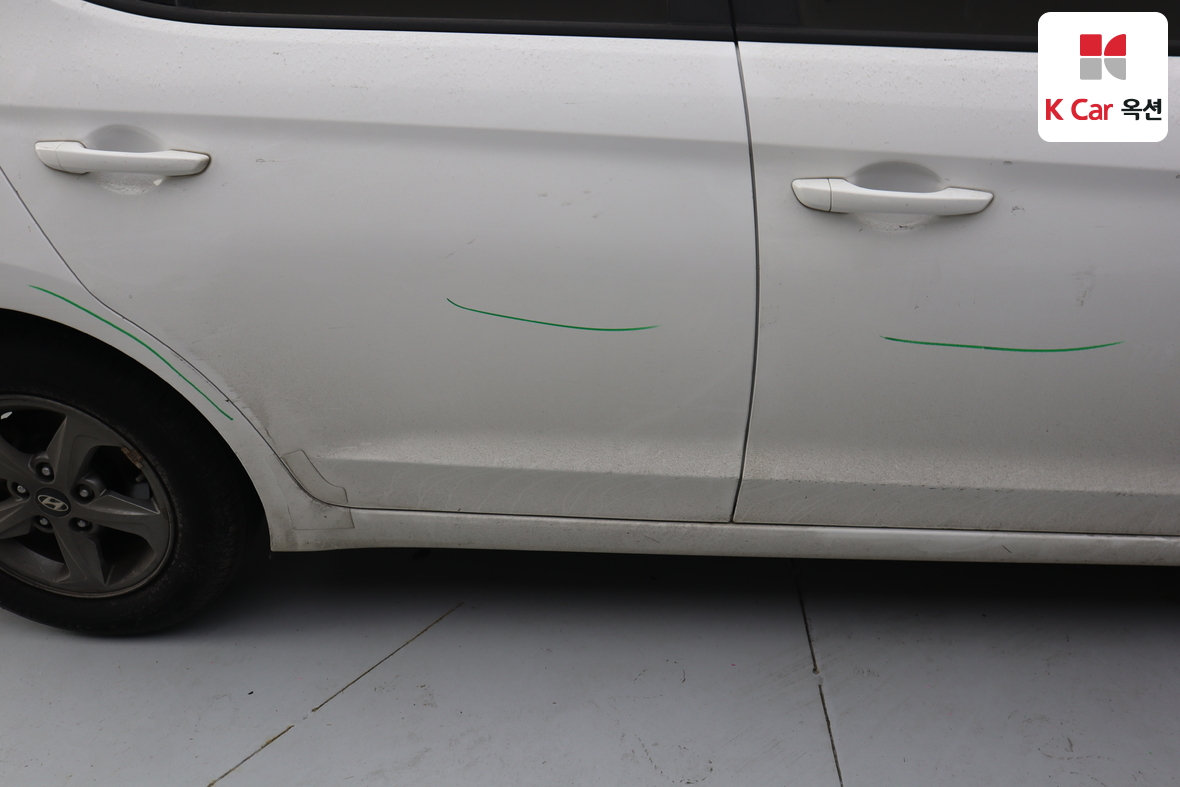 Hyundai Elantra 2016 - Image 36