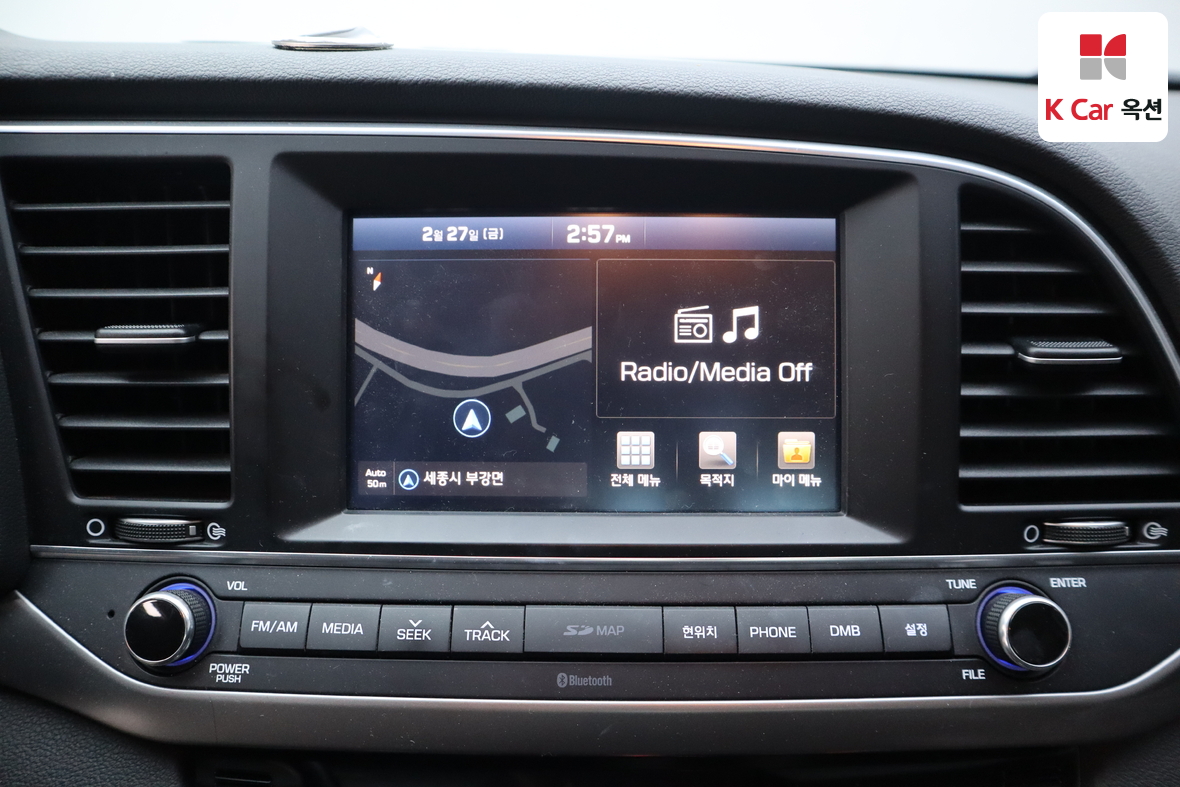 Hyundai Elantra 2016 - Image 13