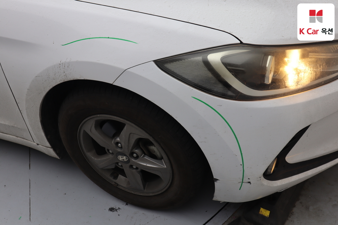 Hyundai Elantra 2016 - Image 38