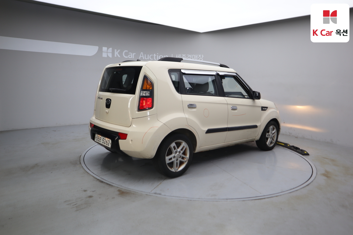 Kia Soul 2009 - Image 2