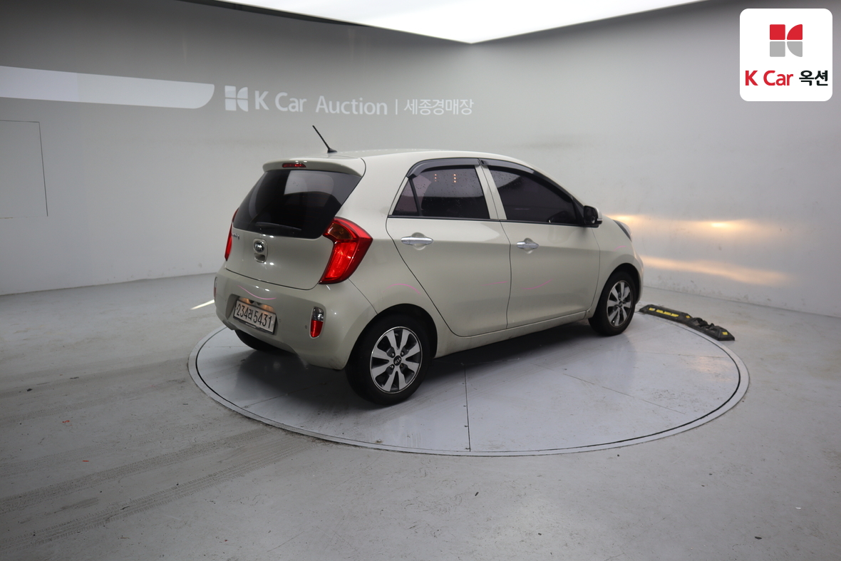 Kia Morning 2015 - Image 2