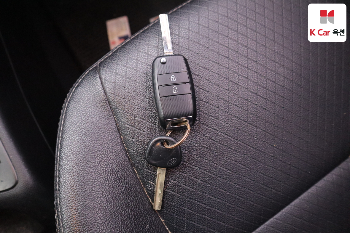 Kia Morning 2015 - Image 17