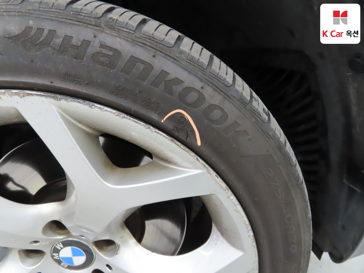 BMW X6 2011 - Image 44