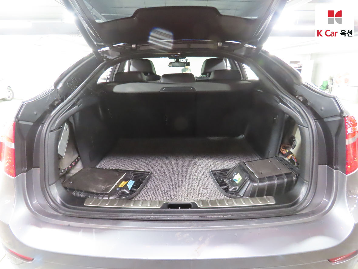 BMW X6 2011 - Image 28