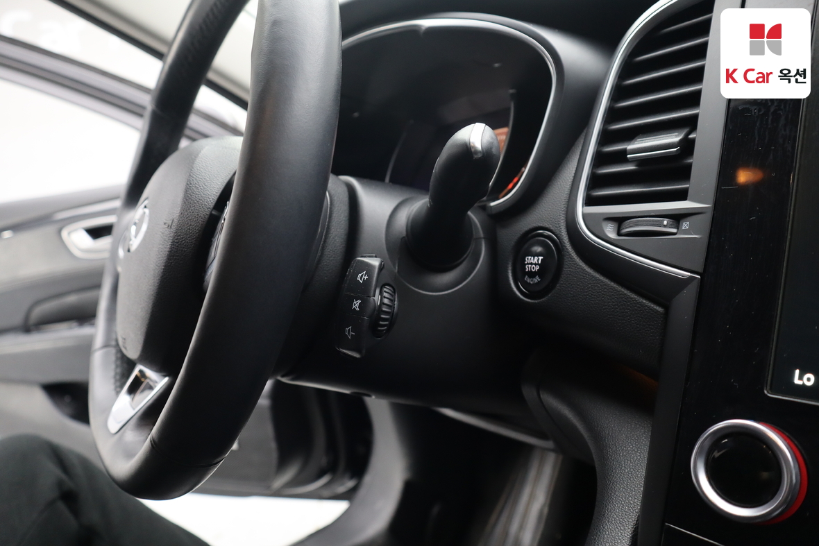 Renault Samsung SM6 2016 - Image 11