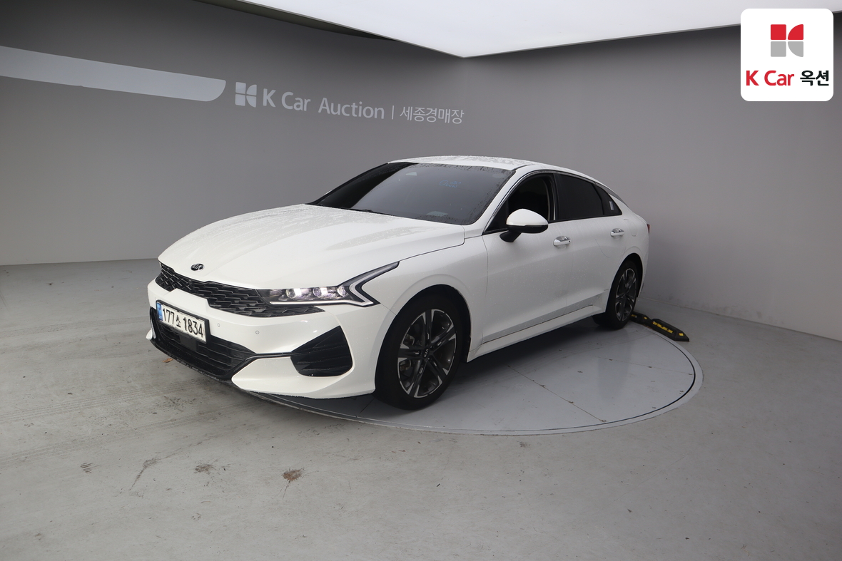 كيا K5 2020 - صورة 1