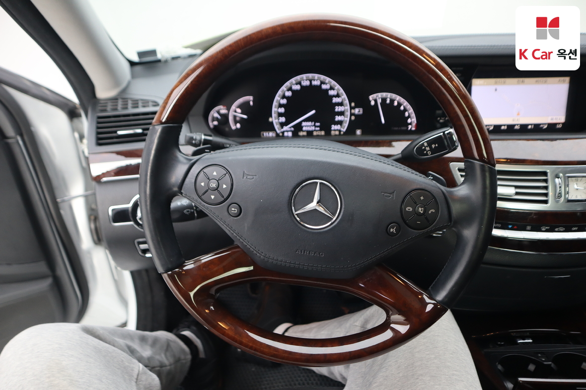 مرسيدس بنز إس كلاس 2010 - صورة 10