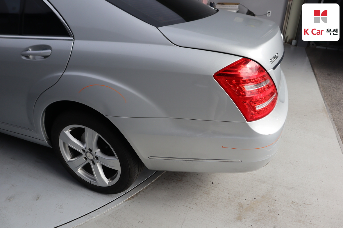 مرسيدس بنز إس كلاس 2010 - صورة 46