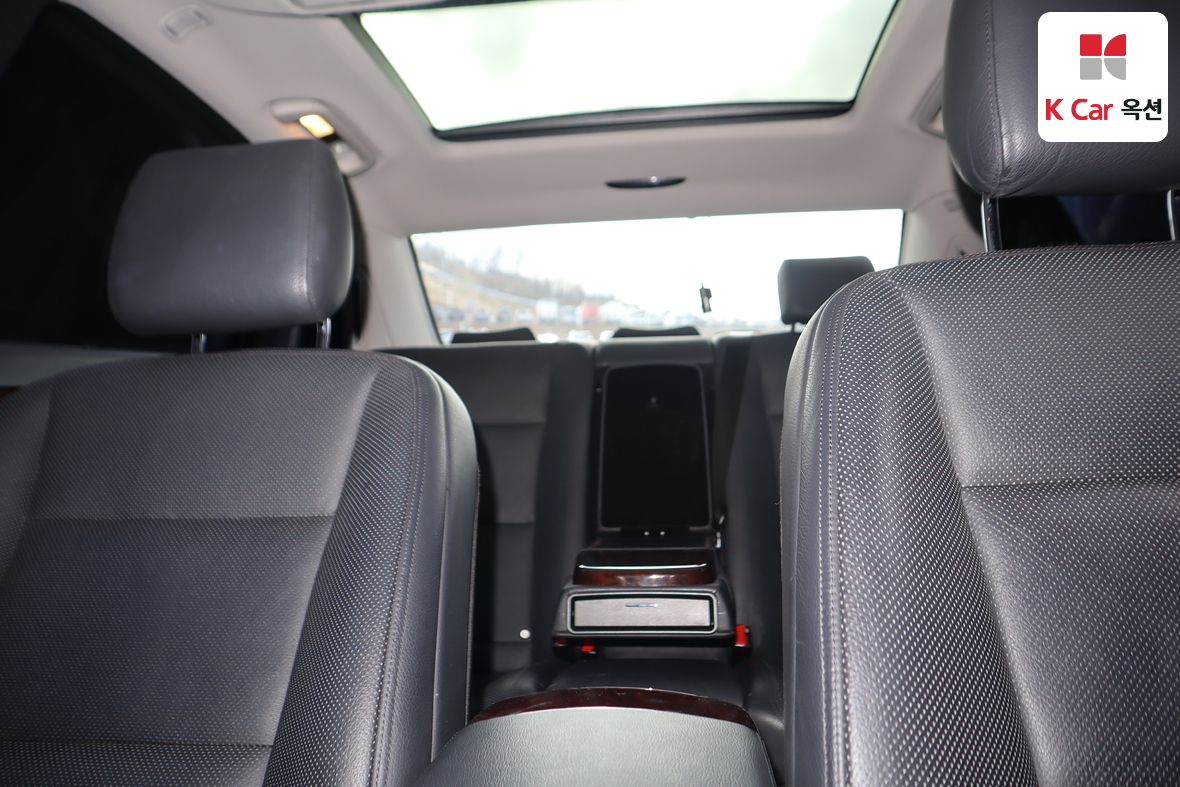 مرسيدس بنز إس كلاس 2010 - صورة 21