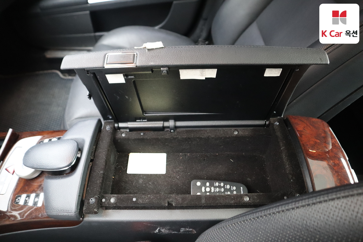 مرسيدس بنز إس كلاس 2010 - صورة 19