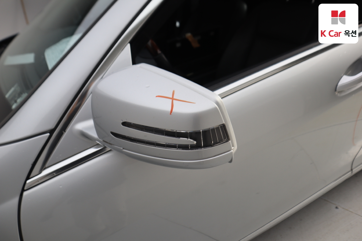 مرسيدس بنز إس كلاس 2010 - صورة 44