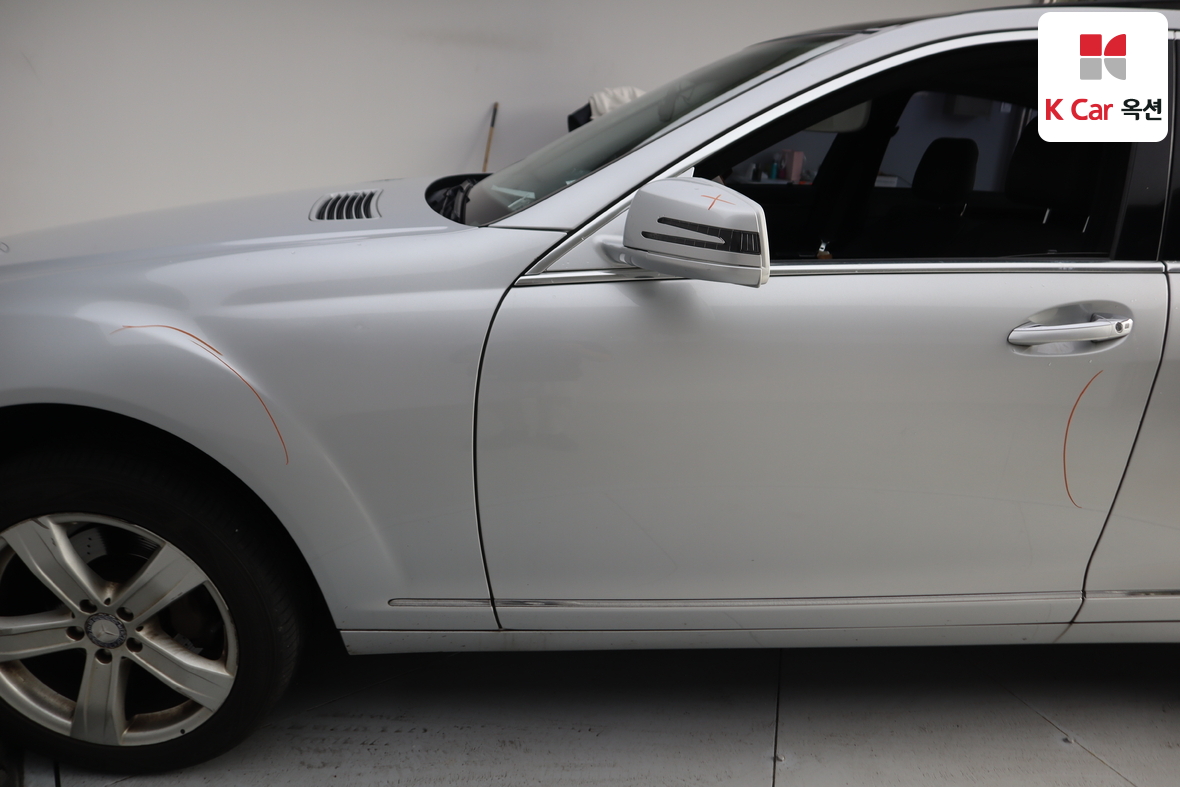 مرسيدس بنز إس كلاس 2010 - صورة 45