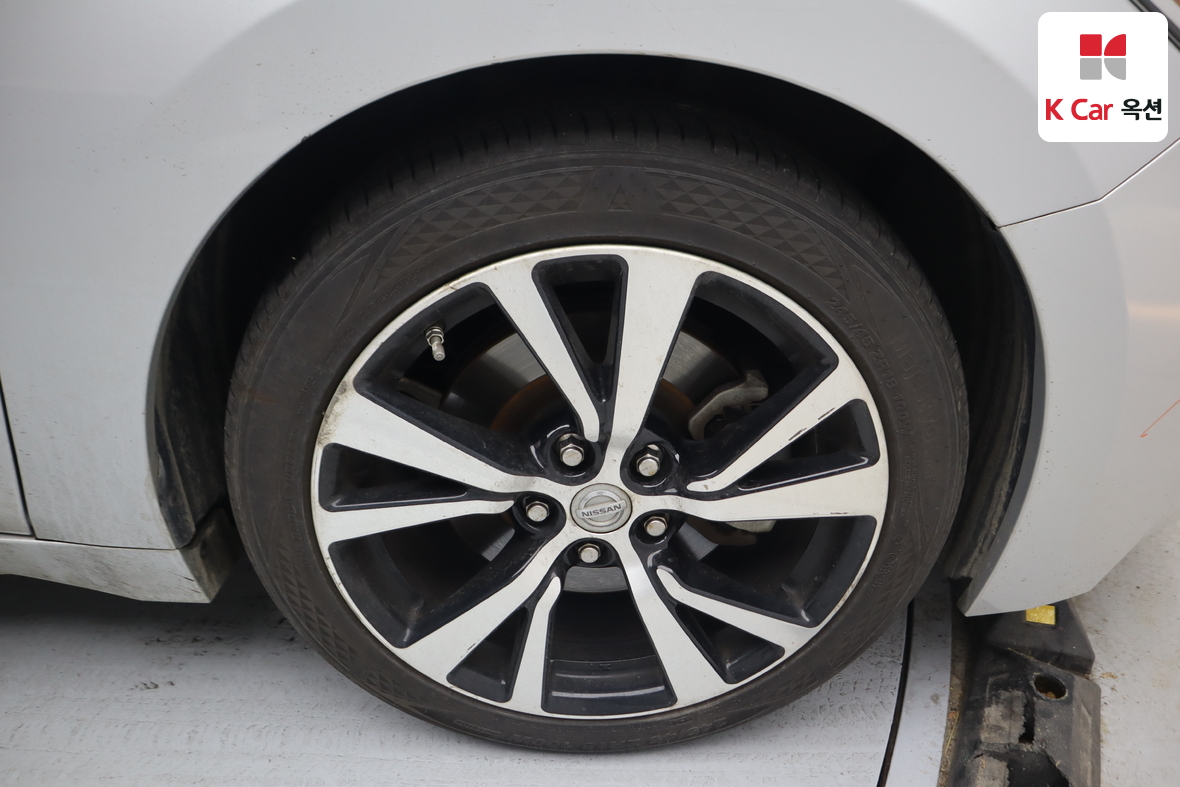 نيسان ماكسيما 2018 - صورة 45