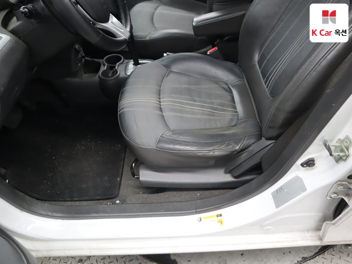 جنرال موتورز كوريا سبارك 2013 - صورة 17